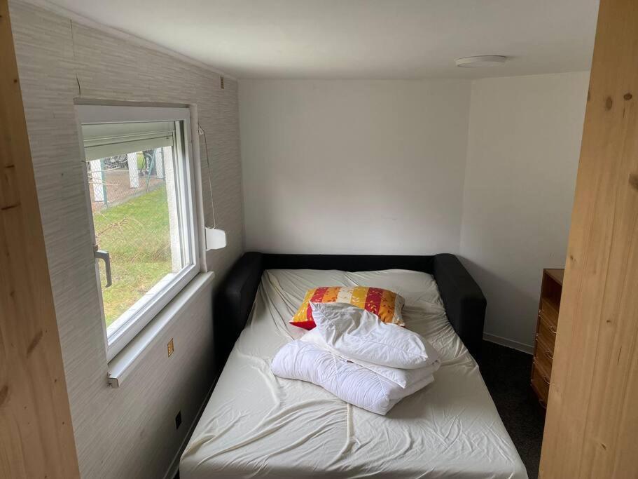 Bungalow Im Gruenen Werneuchen Екстериор снимка