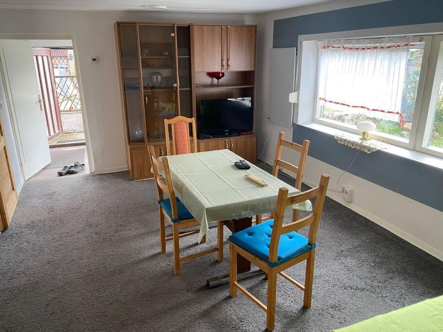 Bungalow Im Gruenen Werneuchen Екстериор снимка